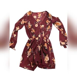 Guess Los Angeles Floral Romper XS Burgundy Long Sleeve V Neck